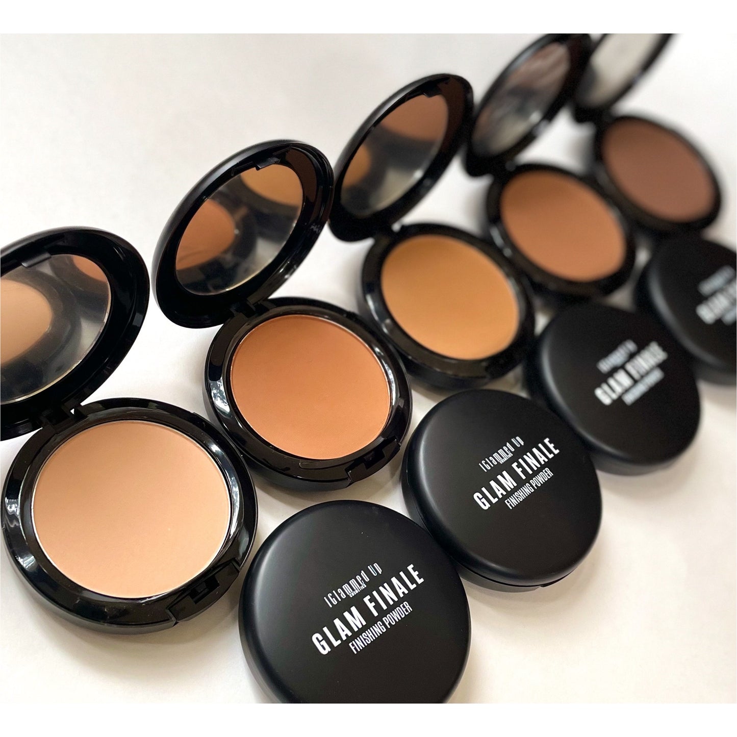 GLAM FINALE Finishing Powder - iGlammed Up Cosmetics